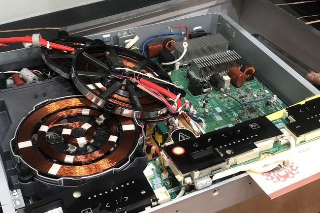 Sửa Bếp Từ Tại Thanh Xuân – Thợ Đến 30 Phút, Giá Rõ 2026 kiểm tra bo mạch IGBT bếp từ bị hỏng