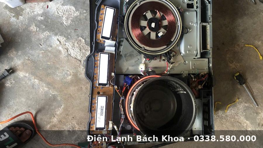 Linh kiện trên board mạch bếp từ - tụ điện, IGBT và cảm biến