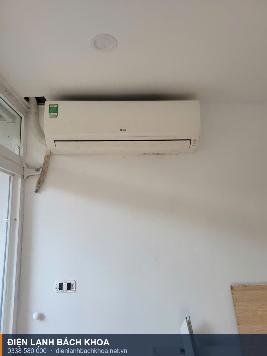 Có nên mua điều hoà nhật nội địa? Những điều bạn nên biết Điều hòa treo tường đã lắp đặt hoàn thiện tại căn hộ ở Hà Nội